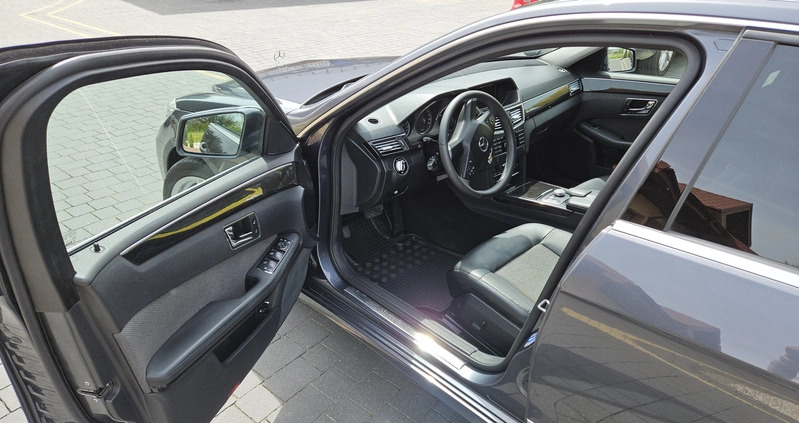 Mercedes-Benz Klasa E cena 57000 przebieg: 267000, rok produkcji 2009 z Lublin małe 46